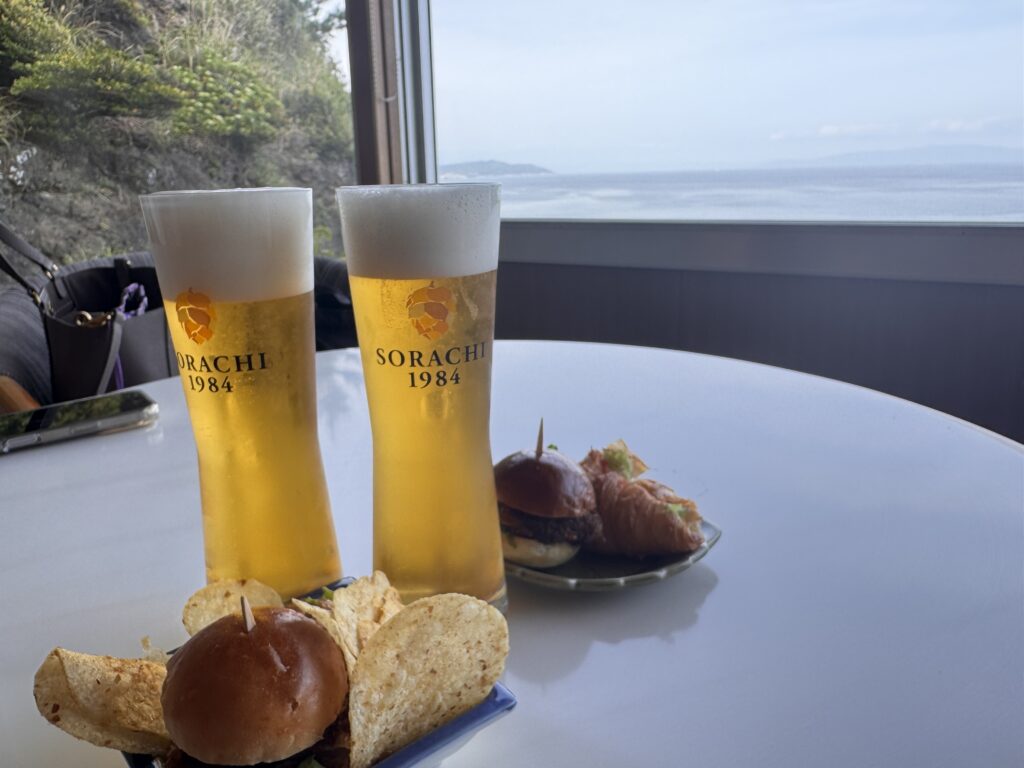 焼津グランドホテルのウェルカムラウンジで楽しむSORACHIビール