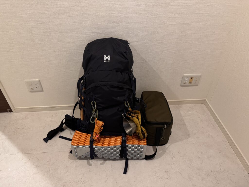 バックパック1つに収納したキャンプ装備